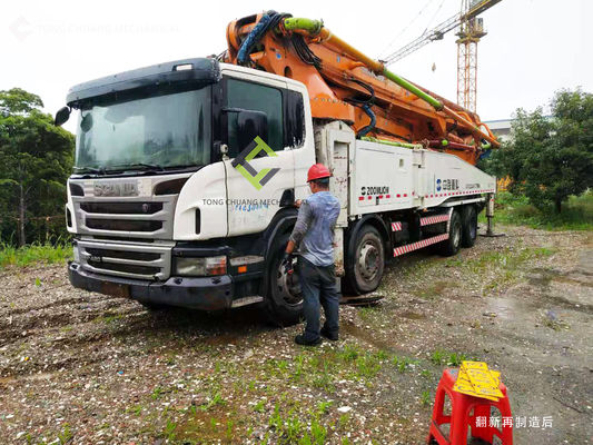 Xe bơm bê tông 8 × 4 đã qua sử dụng Scania Chassis Máy bơm bê tông đã qua sử dụng