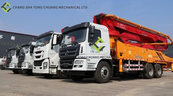 Hệ thống thủy lực loại mở Xe bơm bê tông 44 mét